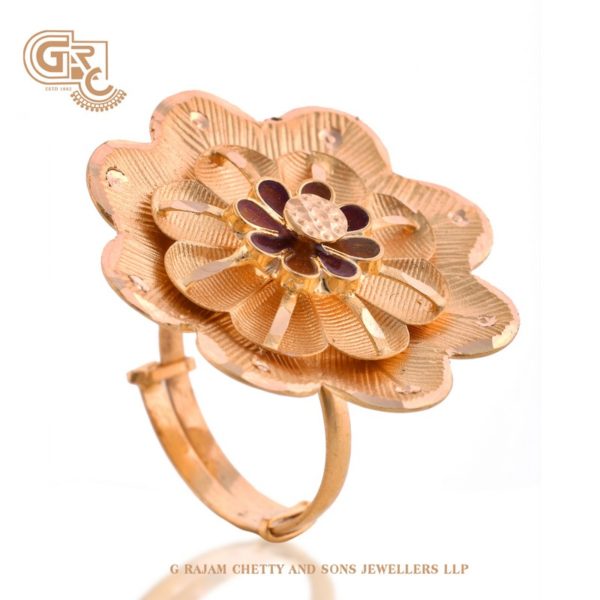 Abstract flower Ring