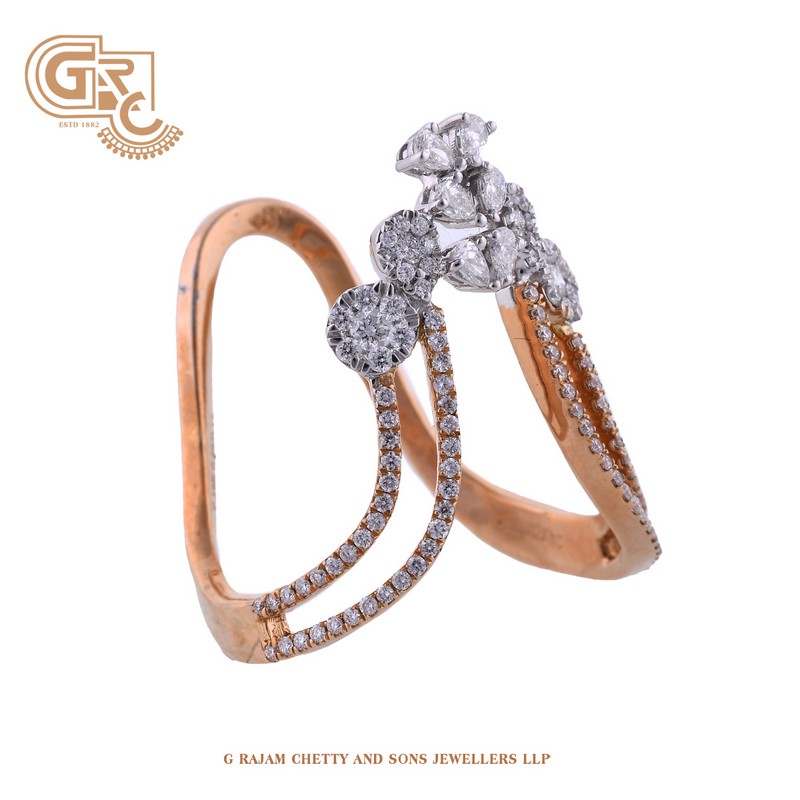 Golden Floral Grace Vanki Ring – GIVA Jewellery