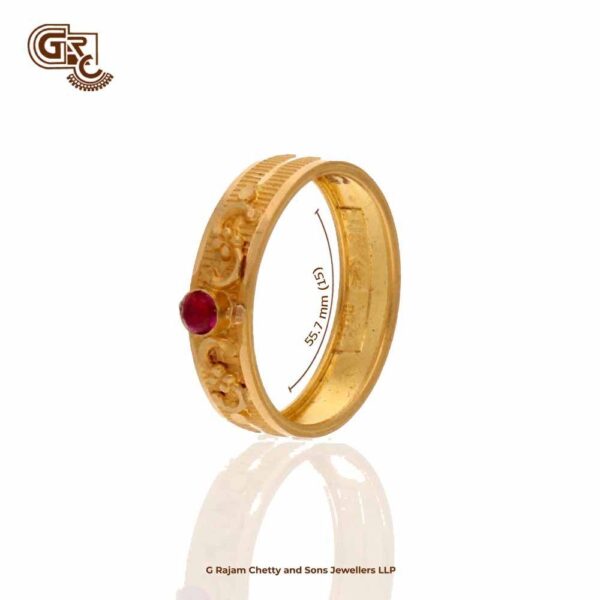 Red Stone Floral Ladies Ring