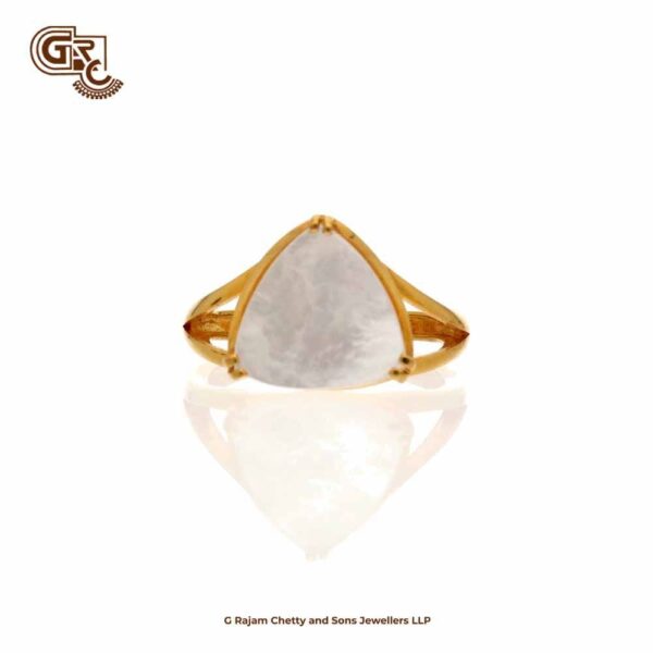 White Pearl Triangle Ladies Ring