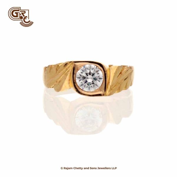 Floral Gleaming Stone Gents Ring