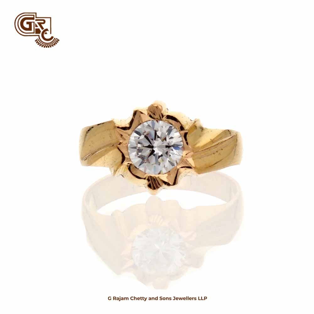 Real Diamonds Party Wear Unique Design Single Stone Natural Diamond 14Kt  Solid Gold Mens Ring, 5.58 Gm, Size: Customizable at Rs 13720 in Surat