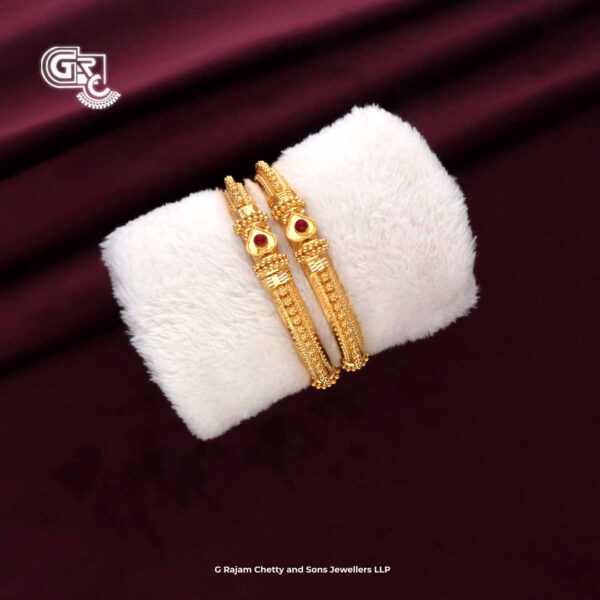 Elagent Red Stone Traditional Bangles